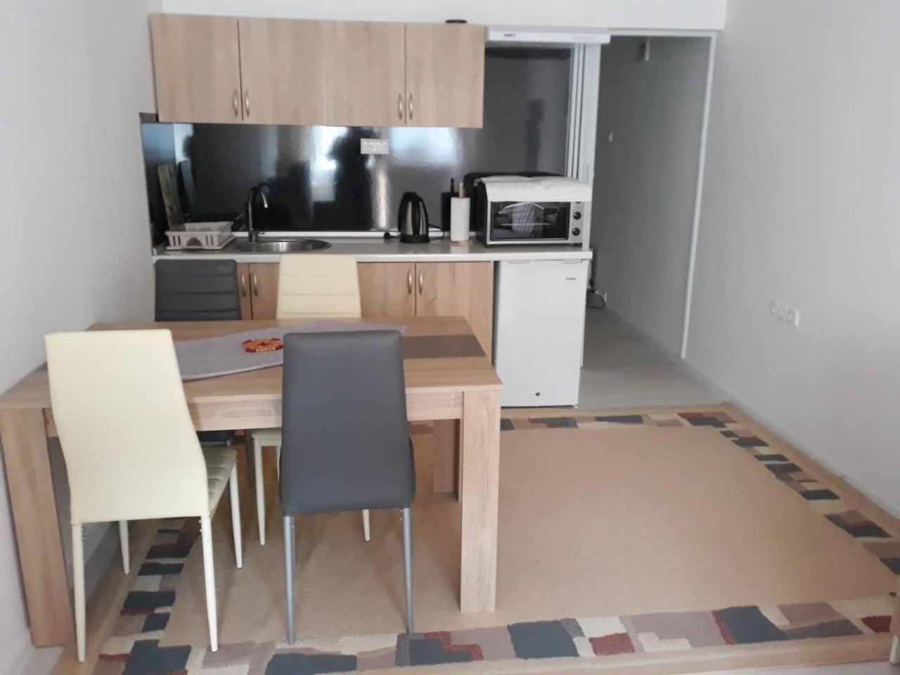 Appartement Apartman Renata à Bihać Extérieur photo